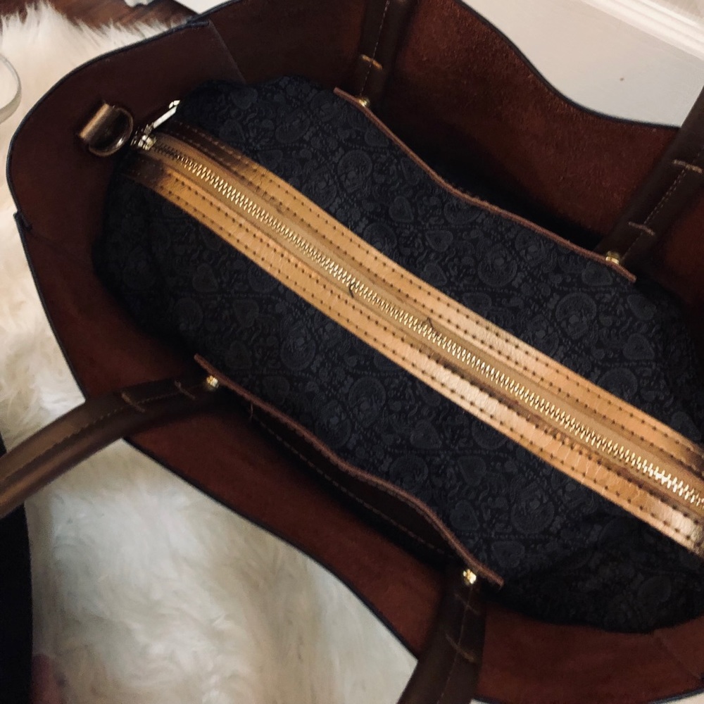 Purse - Picture 5 of 7